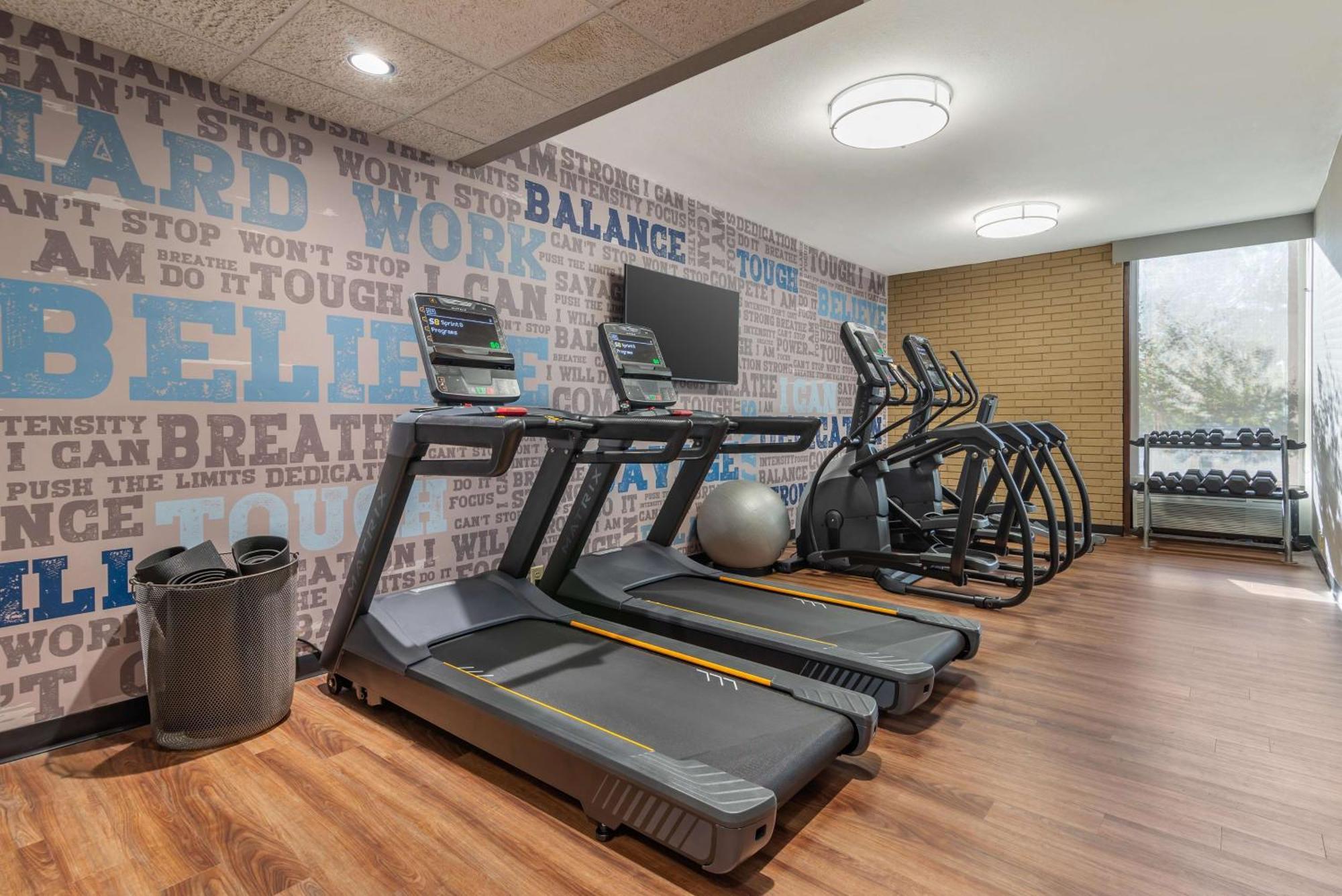 Drury Inn & Suites Atlanta Airport College Park Bagian luar foto
