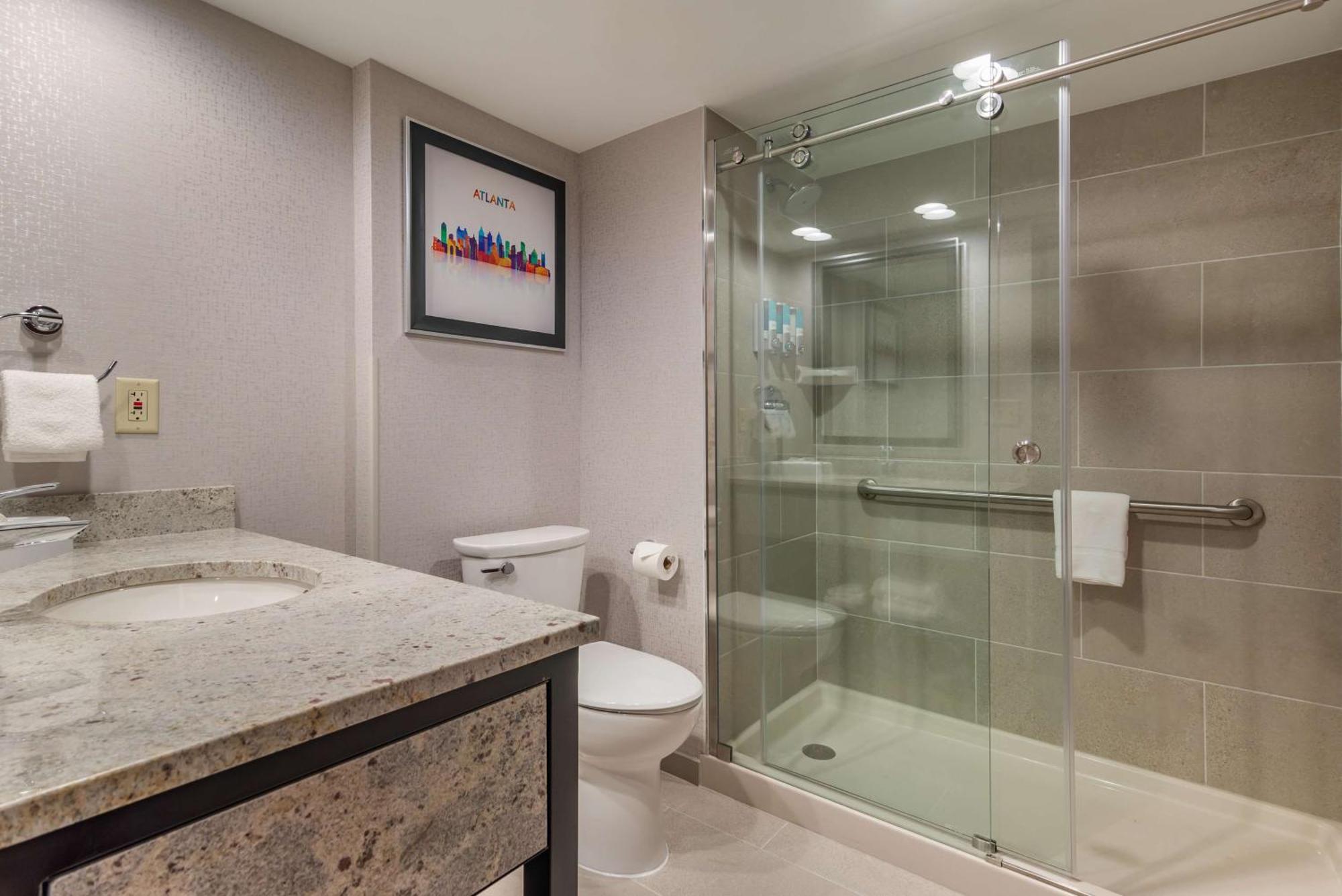 Drury Inn & Suites Atlanta Airport College Park Bagian luar foto