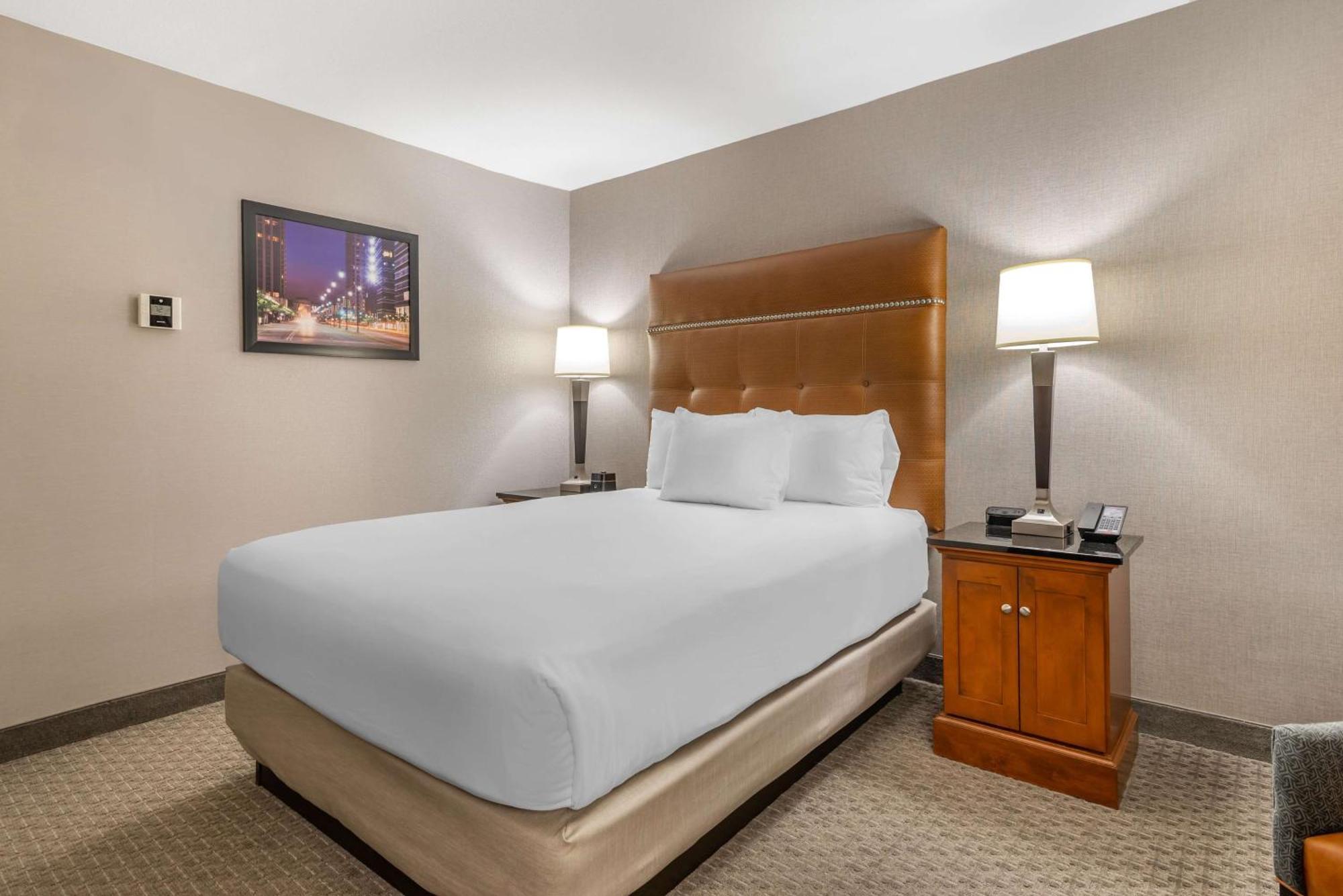 Drury Inn & Suites Atlanta Airport College Park Bagian luar foto