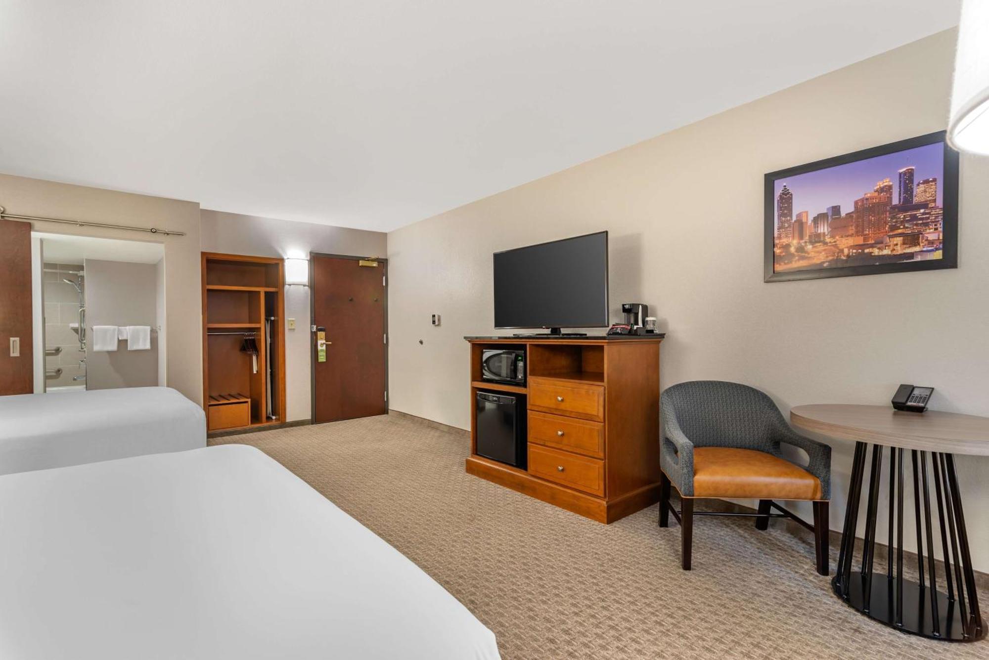 Drury Inn & Suites Atlanta Airport College Park Bagian luar foto