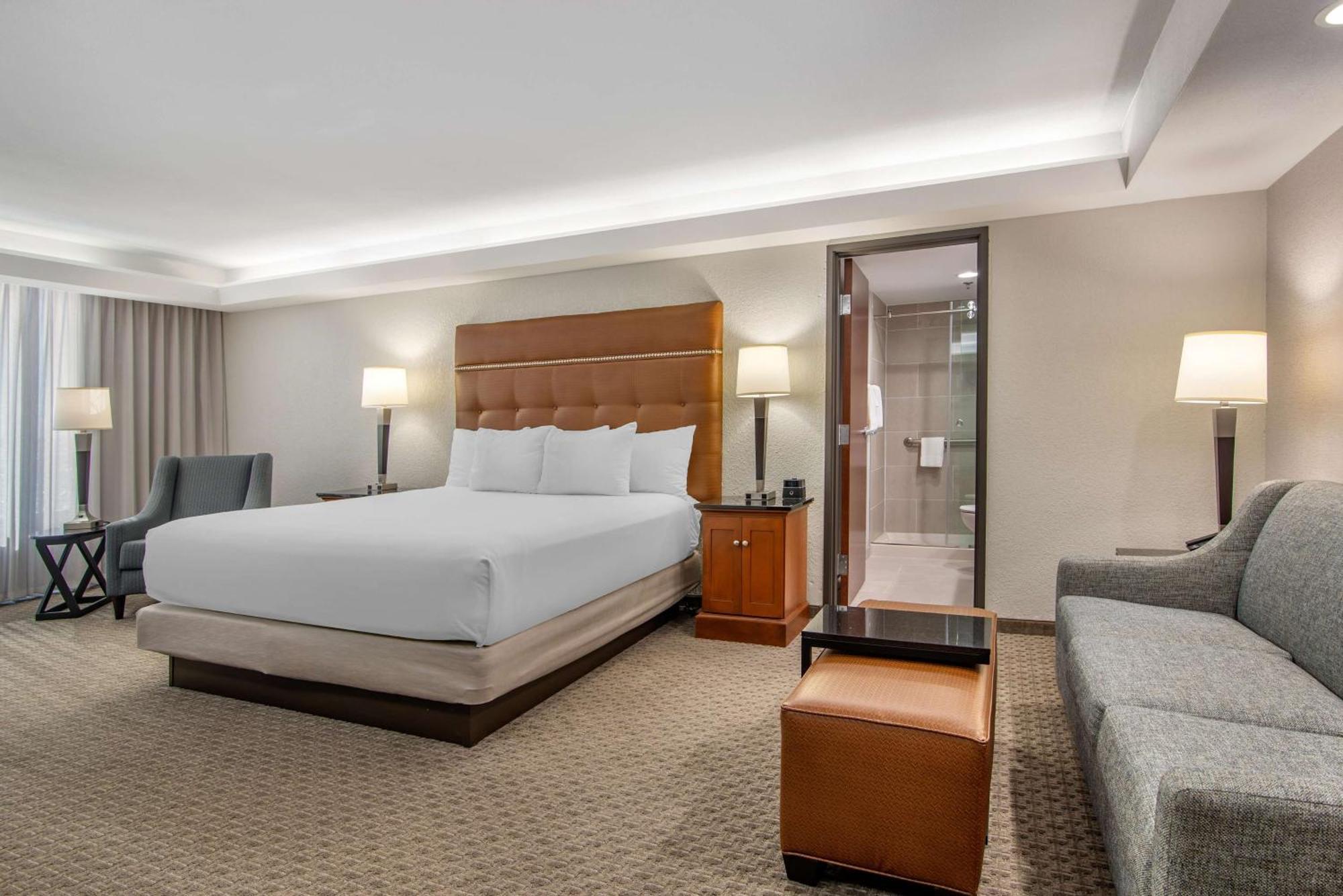 Drury Inn & Suites Atlanta Airport College Park Bagian luar foto