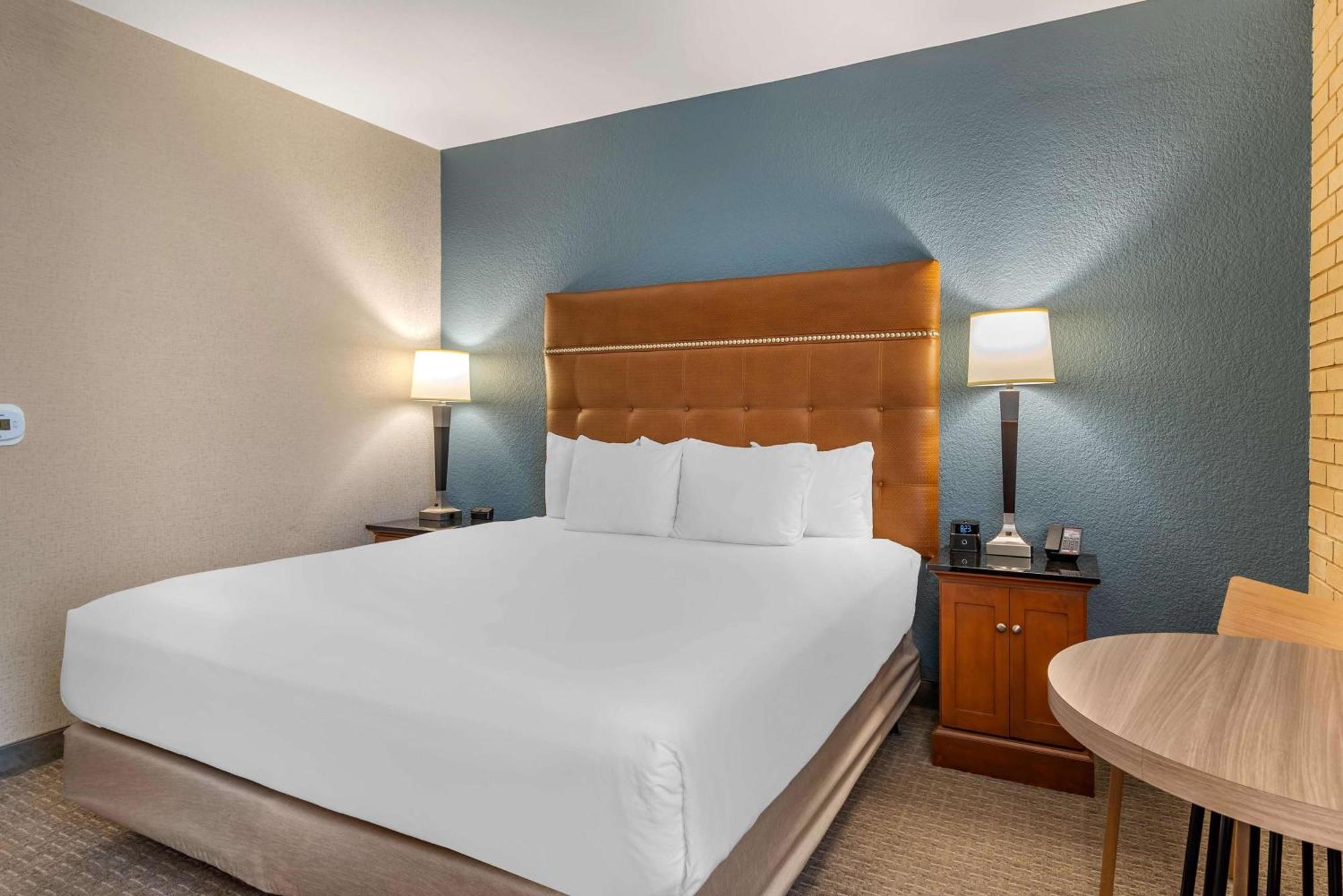 Drury Inn & Suites Atlanta Airport College Park Bagian luar foto