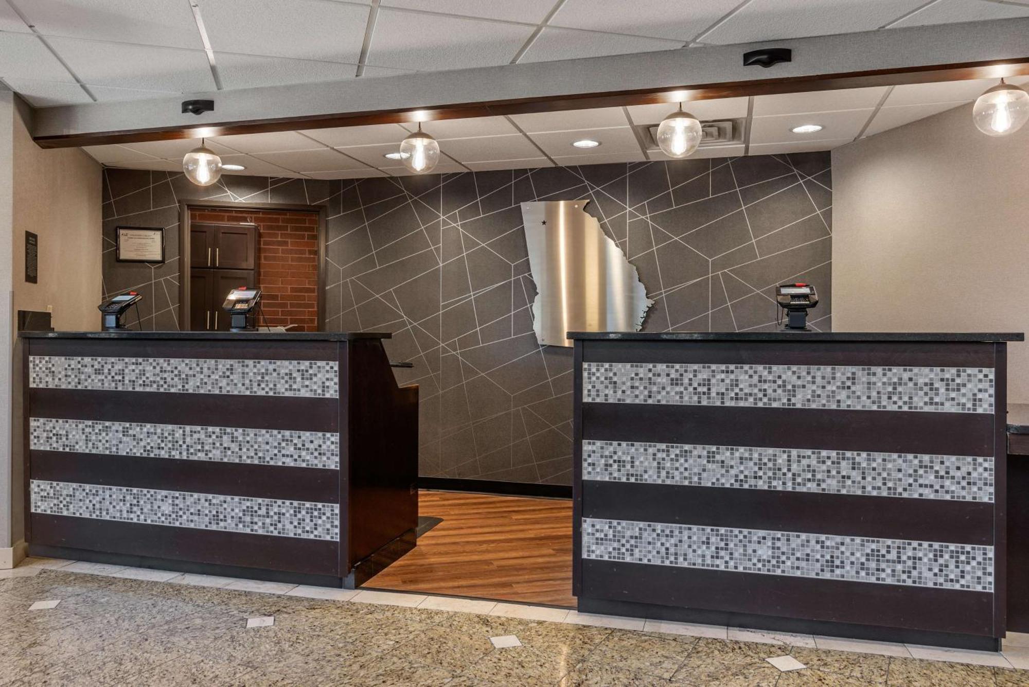 Drury Inn & Suites Atlanta Airport College Park Bagian luar foto